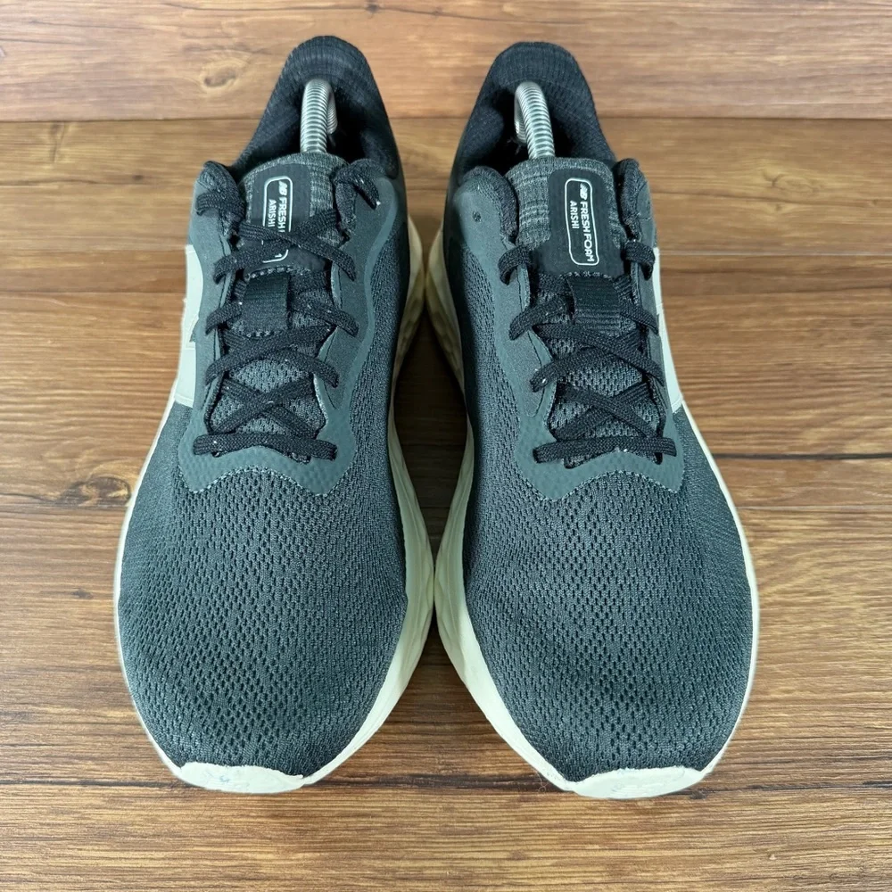 New Balance Fresh‎ Foam Arishi V4 Running Shoes Men’s Size 9 Athletic Sneakers